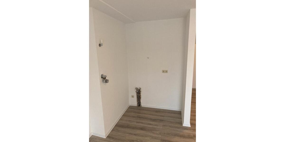 Dachgeschoßwohnung Eschweiler - 1 Zimmer, 23 m&sup2;, 250&euro; | Angebot:25844820