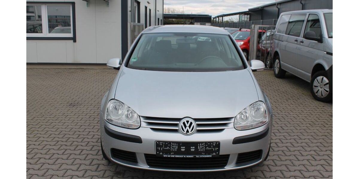 VW Golf 93.457 km 4.950 &euro; Euskirchen 53879