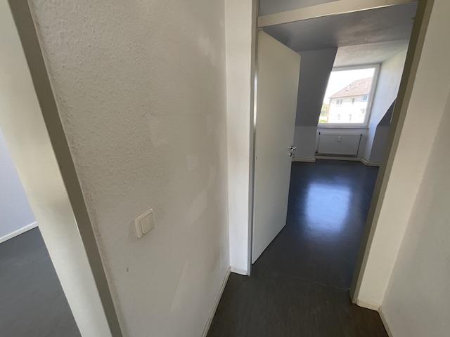 Dachgeschoßwohnung Alsdorf - 4.5 Zimmer, 81 m&sup2;, 426&euro; | Angebot:25963943