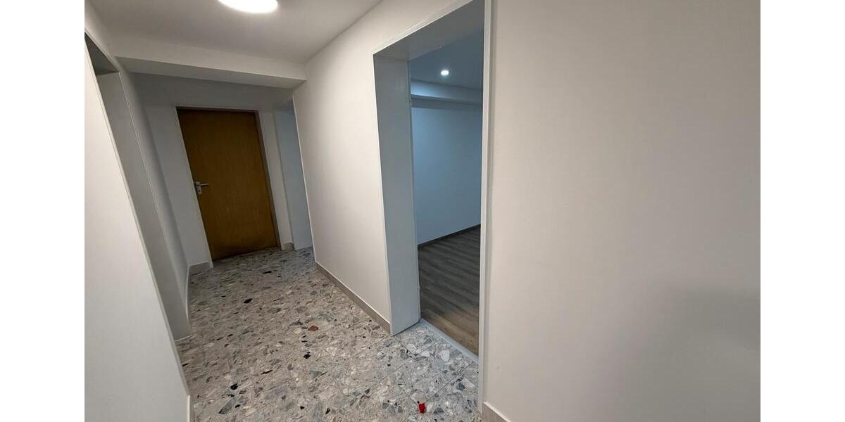 Etagenwohnung Bergheim Ahe - 3 Zimmer, 85 m&sup2;, 1.100&euro; | Angebot:25145450