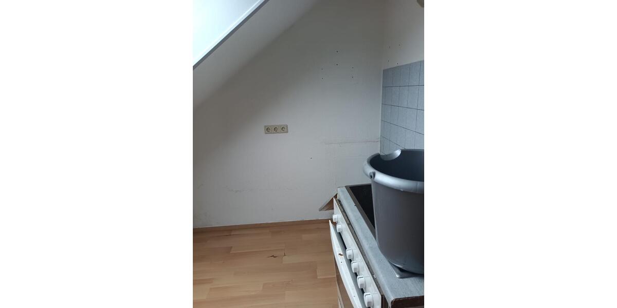 Dachgeschoßwohnung Elsdorf - 1 Zimmer, 37 m&sup2;, 450&euro; | Angebot:26613485