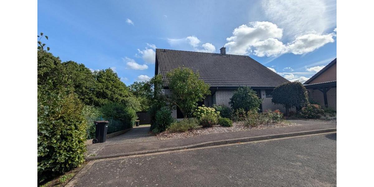 Einfamilienhaus Mechernich - 9 Zimmer, 257 m&sup2;, 549.000&euro; | Angebot:25591844