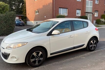 Renault Megane 160.000 km 2.500 &euro; Aachen 52066