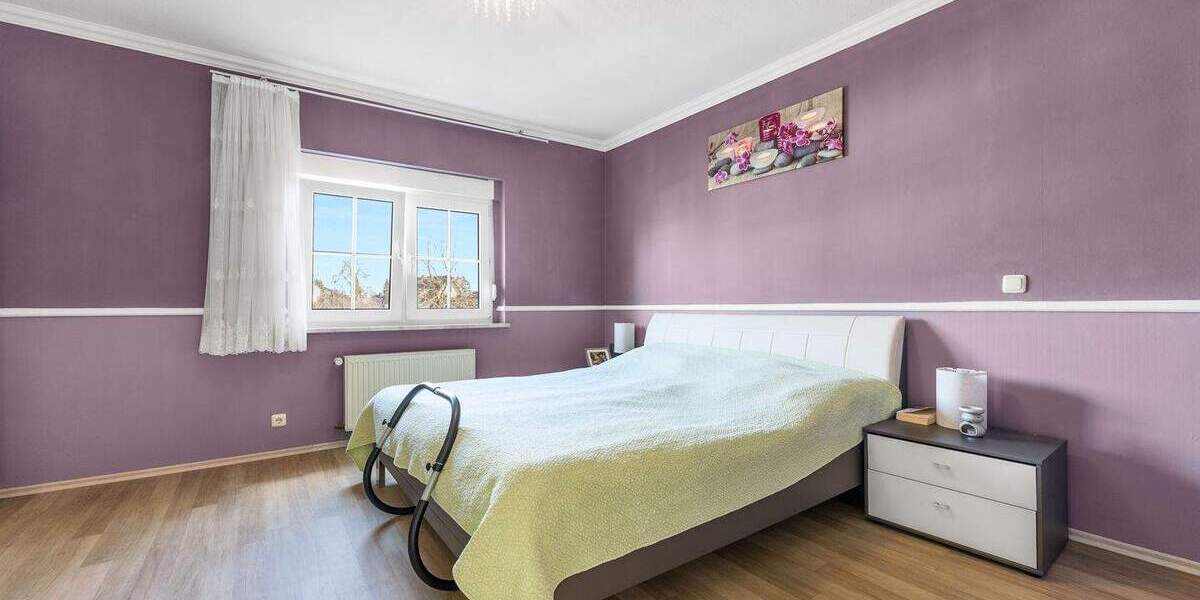 Einfamilienhaus Euskirchen Kuchenheim - 6 Zimmer, 155 m&sup2;, 349.000&euro; | Angebot:25799350