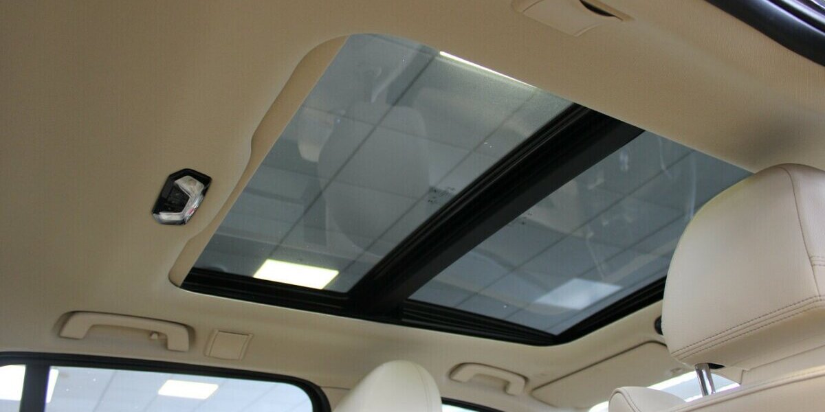 BMW 330i xDrive Touring Aut. Advantage 68.255 km 26.980 &euro; Euskirchen 53881