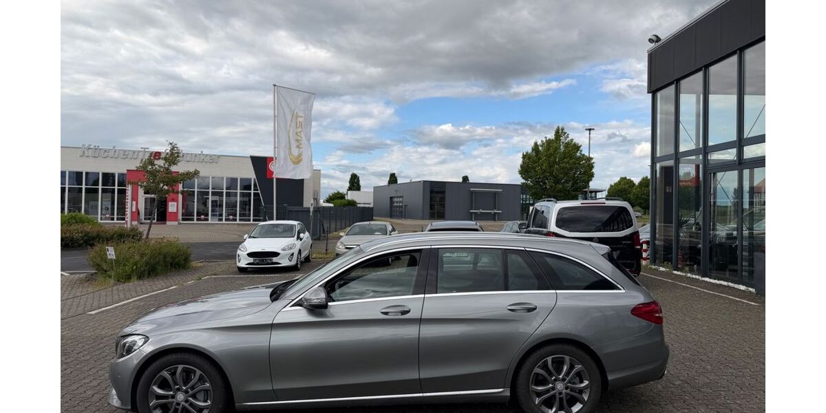 Mercedes-Benz C 250 81.000 km 19.980 &euro; Erftstadt 50374