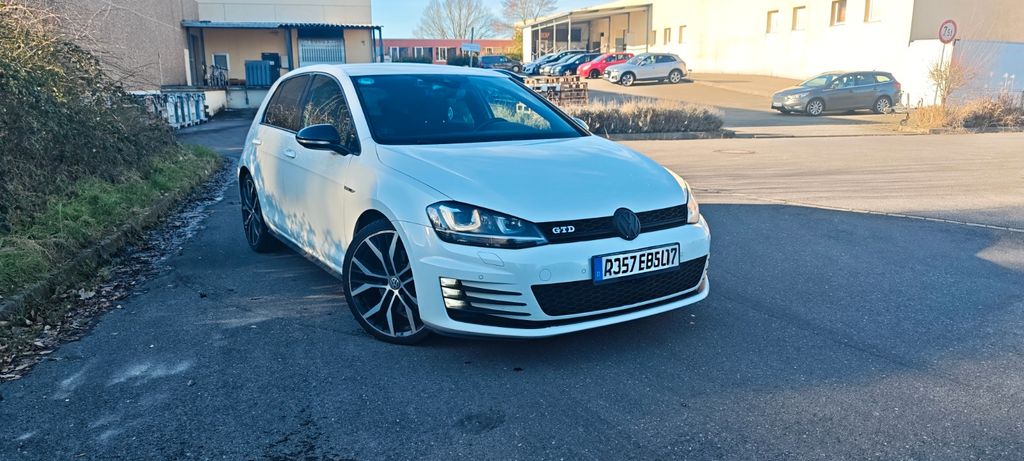 VW Golf 166.000 km 14.900 &euro; Aachen 52089