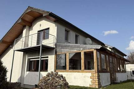 Haus Simmerath / Kesternich Kesternich - 8 Zimmer, 220 m&sup2;, 399.000&euro; | Angebot:25837229