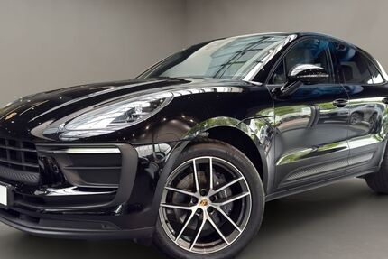 Porsche Macan 32.421 km 71.200 &euro; Aachen 52068