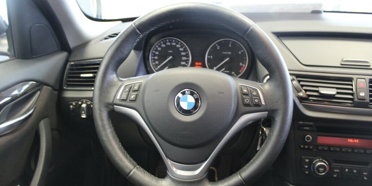 BMW X1 sDrive 18d xLine - WENIG KM - 49.594 km 14.980 &euro; Euskirchen 53881