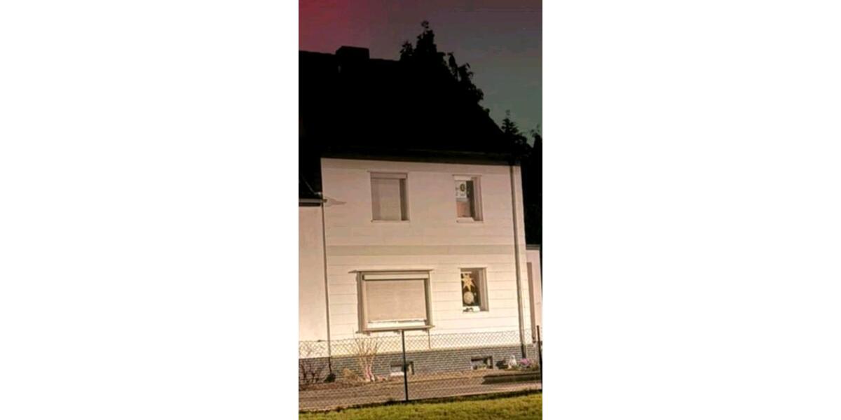 Doppelhaushälfte Kreuzau - 4 Zimmer, 95 m&sup2;, 230.000&euro; | Angebot:25383482