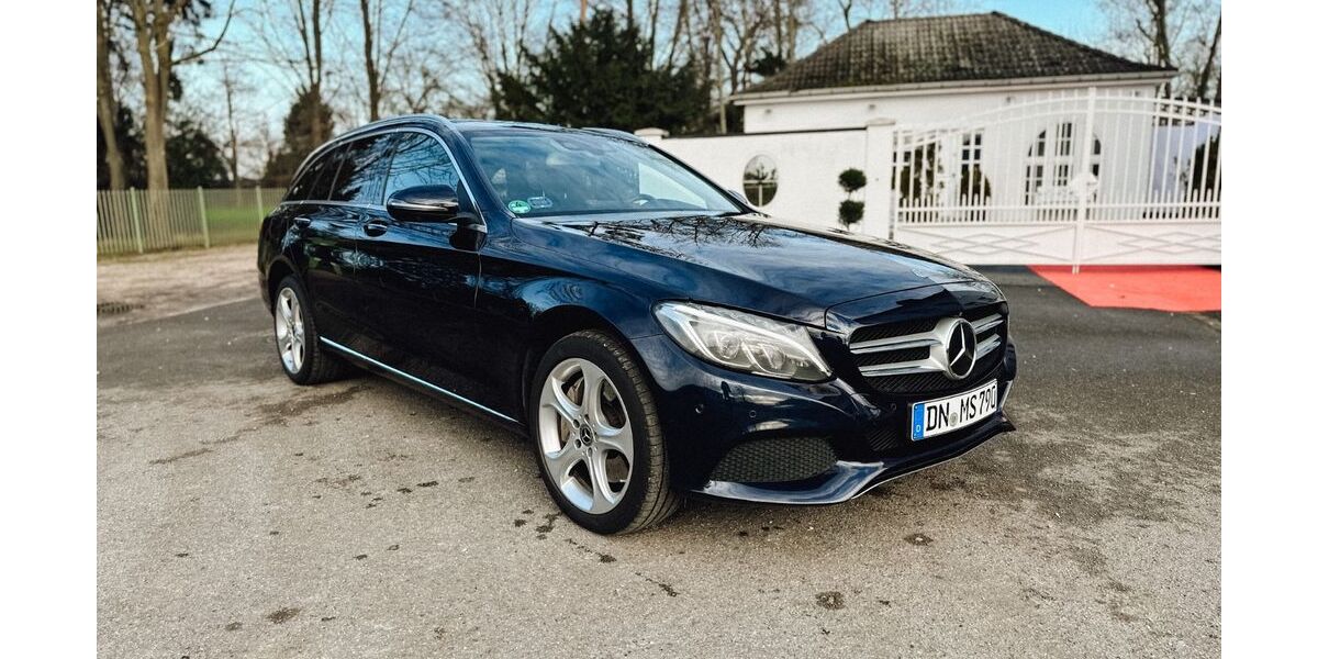 Mercedes-Benz C 400 129.000 km 21.800 &euro; Düren 52353