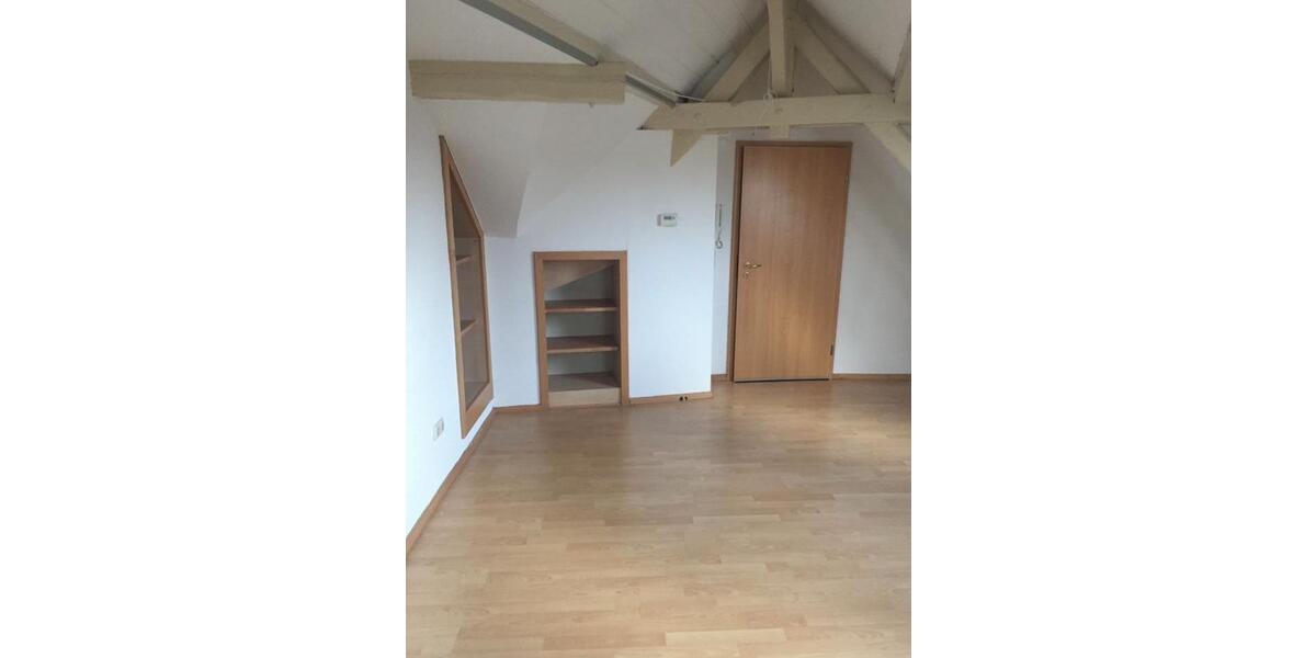 Dachgeschoßwohnung Langerwehe - 1 Zimmer, 38 m&sup2;, 330&euro; | Angebot:26021482