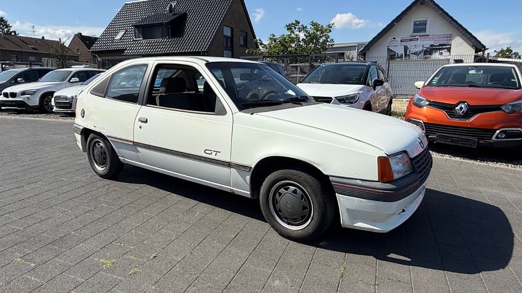Opel Kadett 68.485 km 2.200 &euro; Übach Palenberg 52531