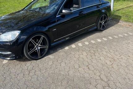 Mercedes-Benz C 250 188.000 km 9.999 &euro; Euskirchen 53879