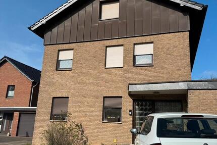 Haus Bergheim - 9 Zimmer, 180 m&sup2;, 599.000&euro; | Angebot:26415728