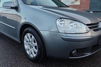 VW Golf 100.090 km 3.900 &euro; Aachen 52066