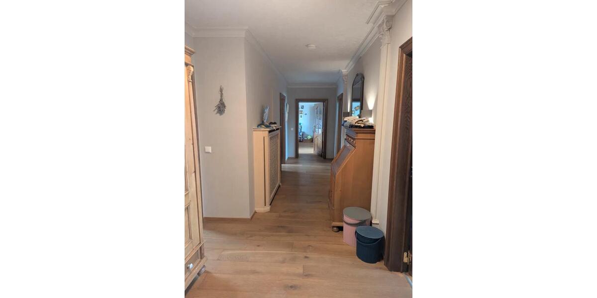 Dachgeschoßwohnung Aachen Eilendorf - 4 Zimmer, 110 m&sup2;, 900&euro; | Angebot:26639552