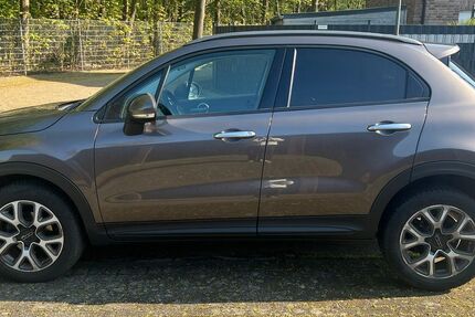 Fiat 500X 88.836 km 9.900 &euro; Aachen 52066