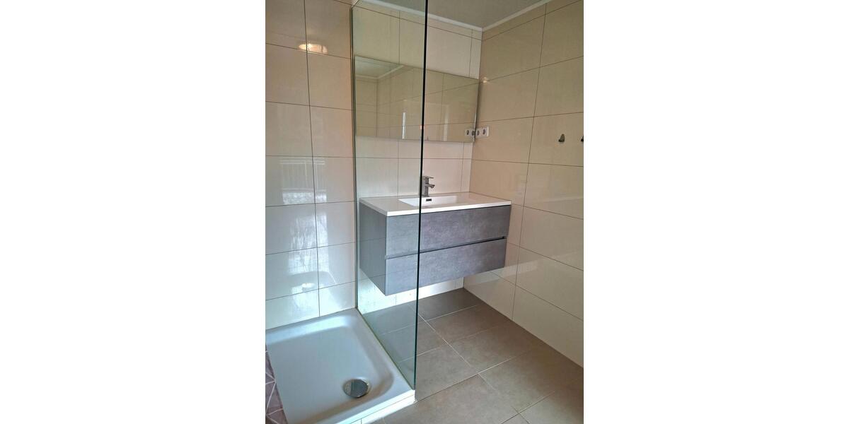 Etagenwohnung Niederzier - 4 Zimmer, 95 m&sup2;, 900&euro; | Angebot:26400638