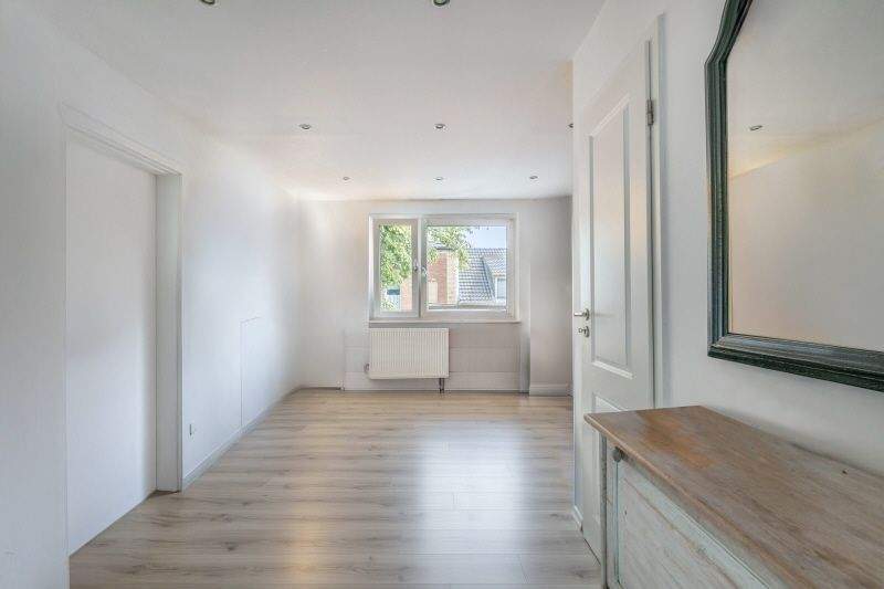 Mehrfamilienhaus, Wohnhaus Köln Lövenich - 5 Zimmer, 168 m&sup2;, 985.000&euro; | Angebot:25834570