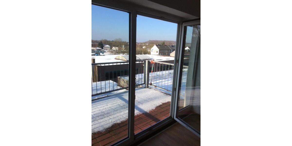 Etagenwohnung Stolberg (Rheinland) - 3 Zimmer, 87 m&sup2;, 675&euro; | Angebot:21303327