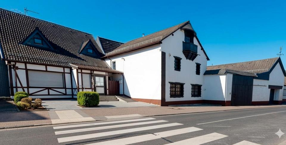 Einfamilienhaus Euskirchen - 18 Zimmer, 350 m&sup2;, 449.000&euro; | Angebot:26066036