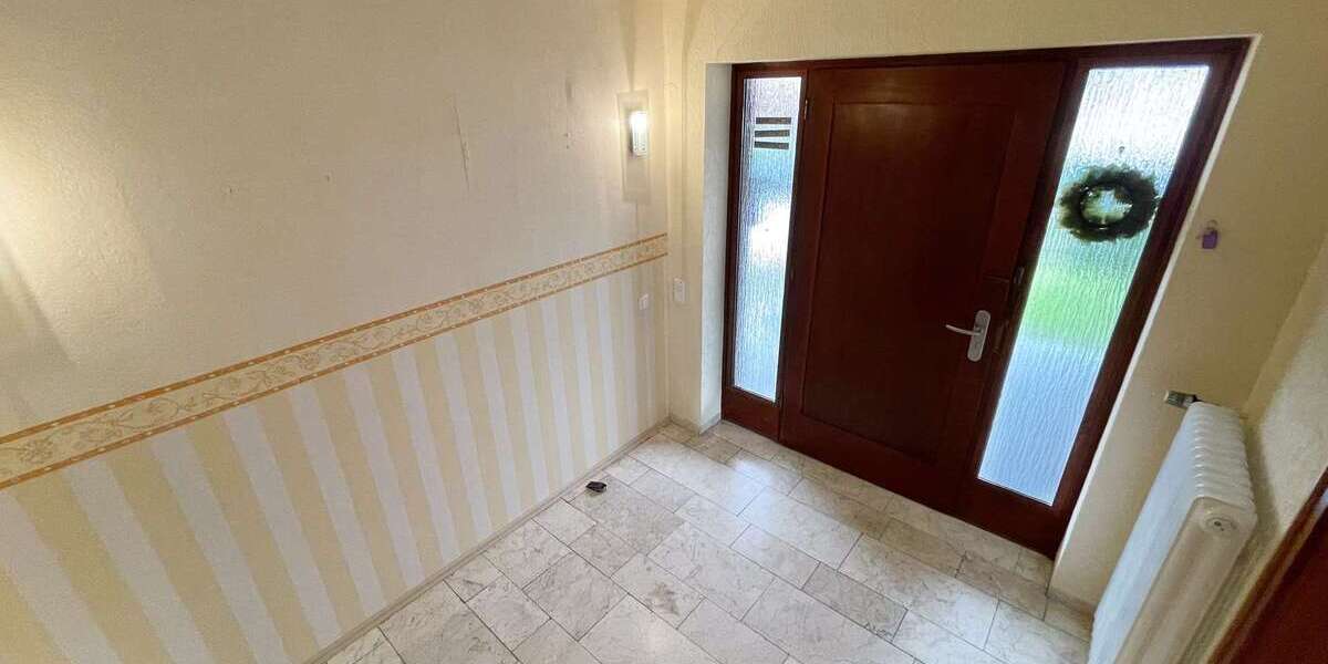 Attraktiver Bungalow mit Einliegerwohnung – vielseitig nutzbar - Bungalow Stolberg Gressenich | Angebot:25353518