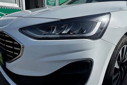 Ford Focus 51.500 km 21.490 &euro; Frechen 50226