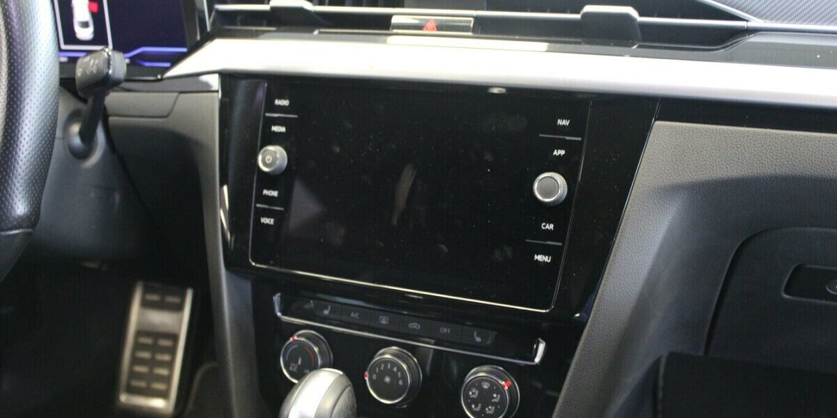 VW Arteon 2.0 TSI OPF DSG R Line 106.743 km 24.980 &euro; Euskirchen 53881
