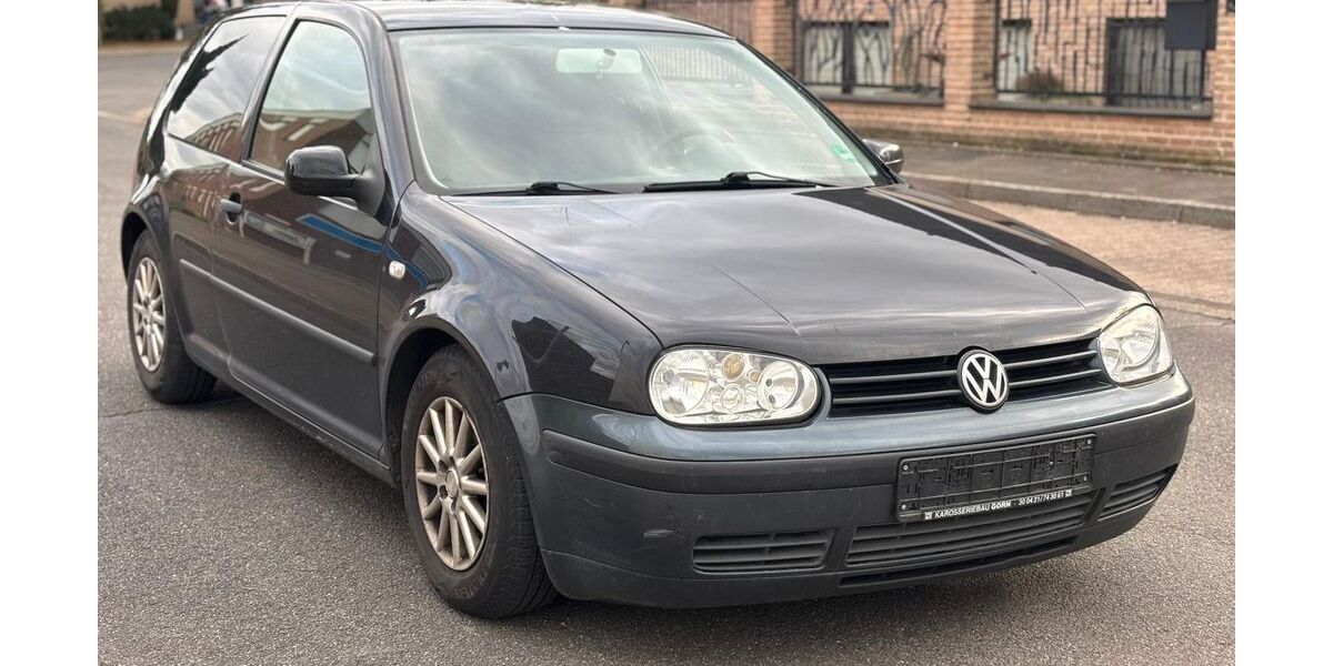 VW Golf 200.656 km 1.290 &euro; Düren 52349