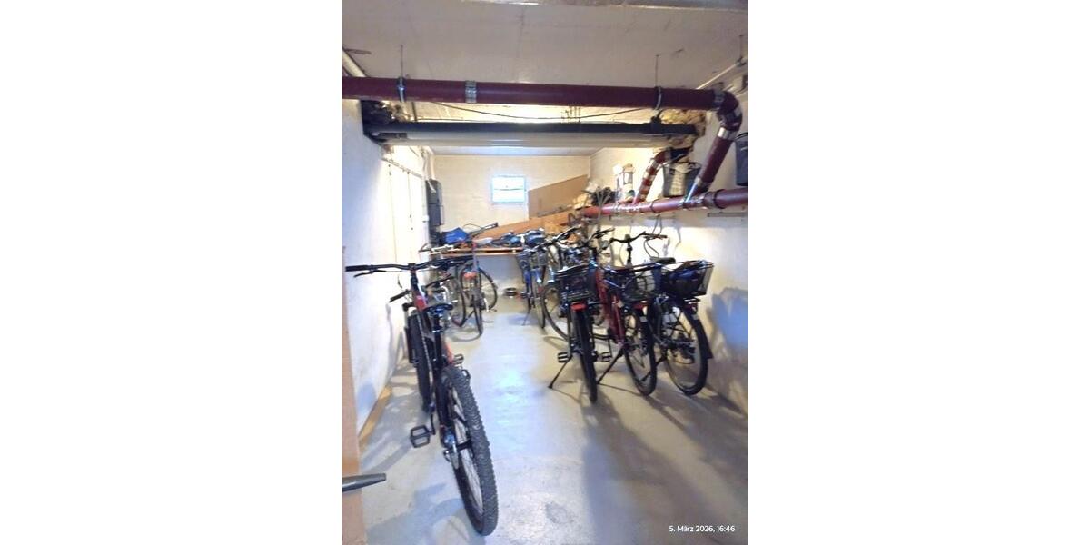 Helle, bezugsfreie 2,5-Zimmer Wohnung in Waldrandlage von Frechen-Königsdorf - Etagenwohnung Frechen Königsdorf | Angebot:25874456