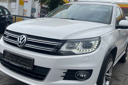 VW Tiguan 261.000 km 10.800 &euro; Bedburg 50181