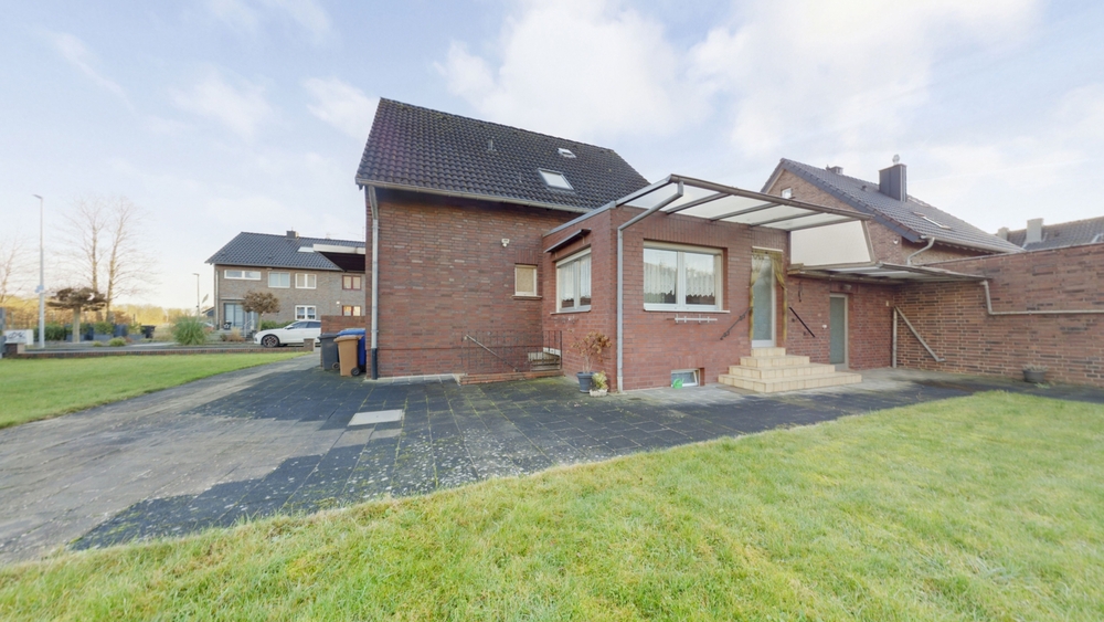 Charmantes Einfamilienhaus mit Potenzial und großzügiger Grundstücksfläche in Gymnich - Einfamilienhaus Erftstadt | Angebot:24509866