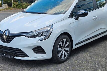 Renault Clio 68.765 km 10.500 &euro; Würselen 52146