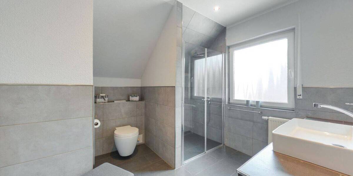 Einfamilienhaus Jülich - 4 Zimmer, 122 m&sup2;, 350.000&euro; | Angebot:26037422