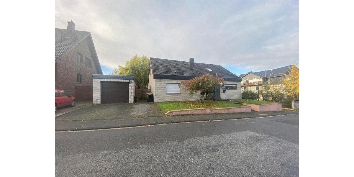 Einfamilienhaus Mechernich - 7 Zimmer, 244 m&sup2;, 579.000&euro; | Angebot:25144814