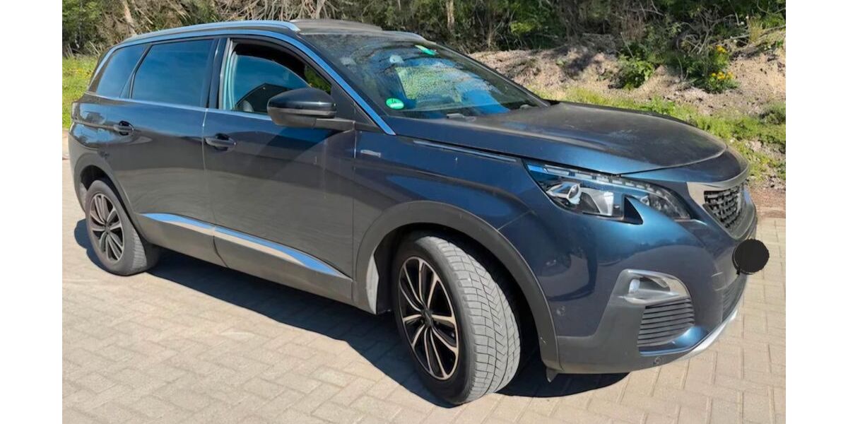Peugeot 5008 177.000 km 9.950 &euro; Brühl 50321