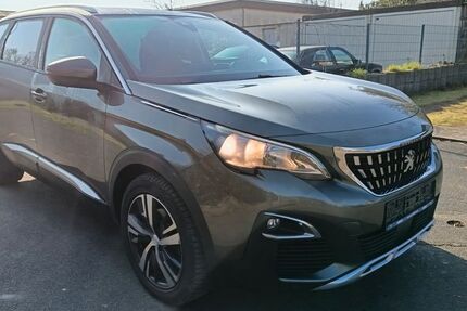 Peugeot 5008 132.000 km 14.700 &euro; Erftstadt 50374