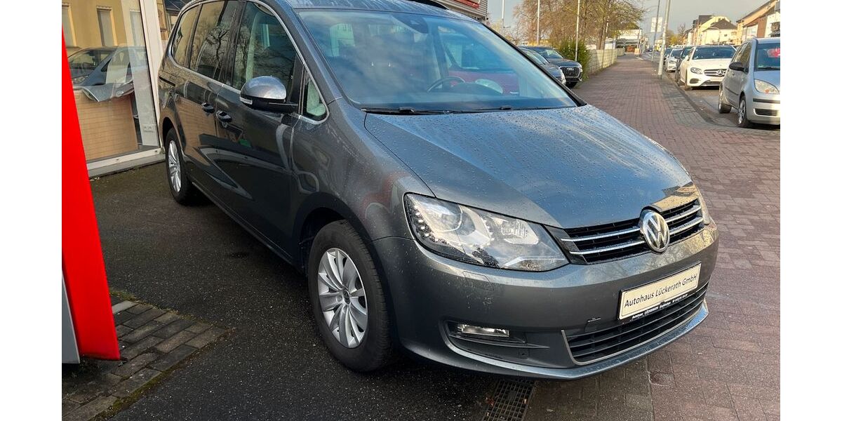 VW Sharan 155.215 km 20.990 &euro; Euskirchen 53879