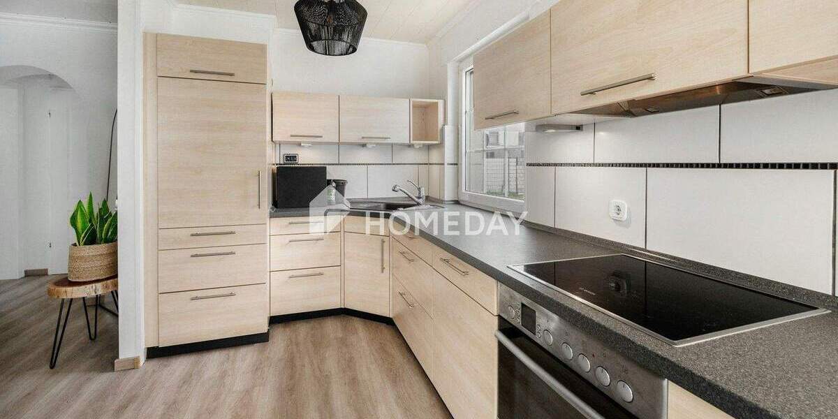 Mehrfamilienhaus, Wohnhaus Alsdorf Blumenrath - 6 Zimmer, 130 m&sup2;, 298.000&euro; | Angebot:25820168