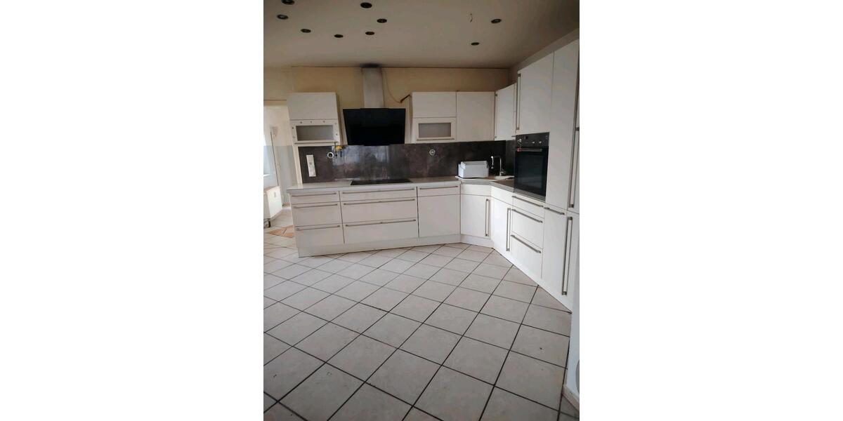 Erdgeschoßwohnung Elsdorf - 4 Zimmer, 135 m&sup2;, 1.430&euro; | Angebot:26617938