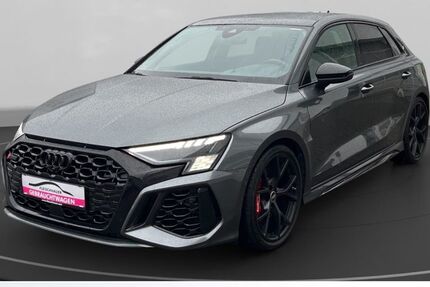 Audi RS3 97.980 km 45.490 &euro; Aachen 52068