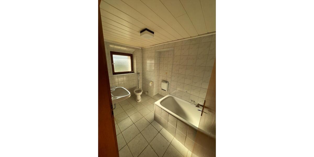 Reihenhaus Eschweiler - 6 Zimmer, 100 m&sup2;, 219.000&euro; | Angebot:25285888