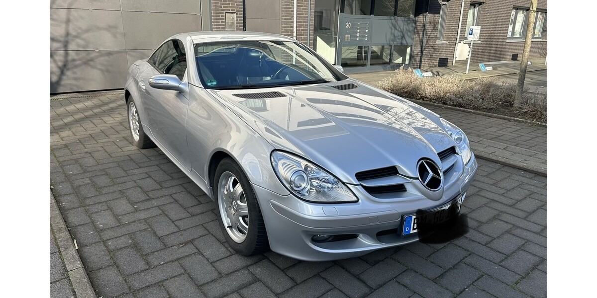 Mercedes-Benz SLK 200 145.000 km 9.800 &euro; Hürth 50354