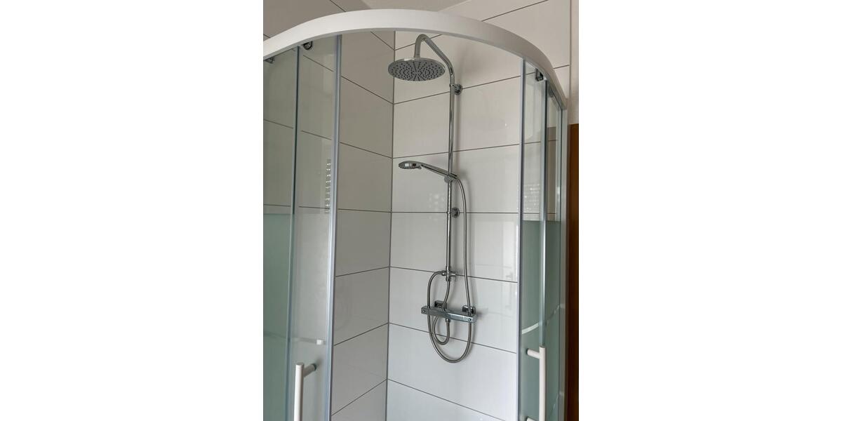 Dachgeschoßwohnung Herzogenrath - 3 Zimmer, 97 m&sup2;, 1.100&euro; | Angebot:26621379