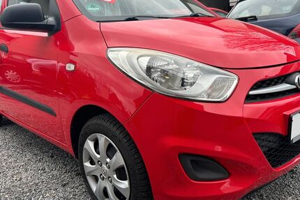 Hyundai i10 76.984 km 6.950 &euro; Aachen 52080