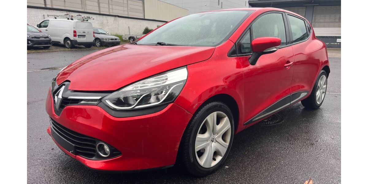 Renault Clio 139.027 km 4.900 &euro; Frechen 50226