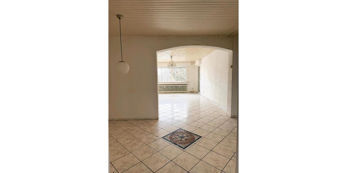 Etagenwohnung Bergheim Auenheim - 4 Zimmer, 100 m&sup2;, 1.100&euro; | Angebot:25373827