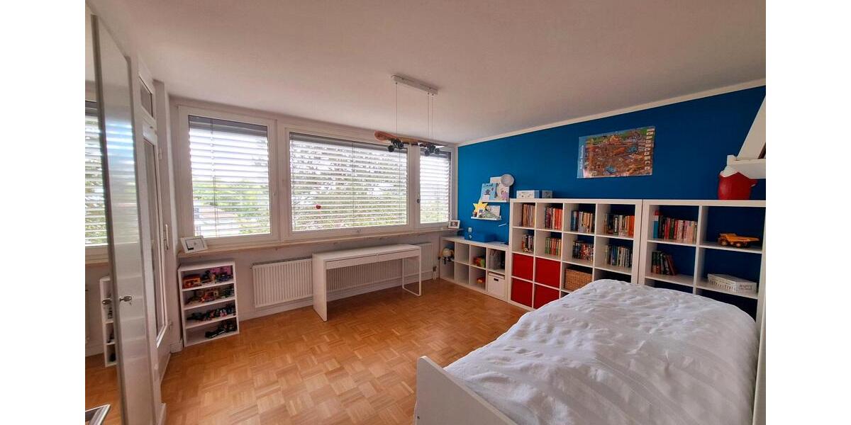 Etagenwohnung Aachen Aachen-Mitte - 3 Zimmer, 93 m&sup2;, 1.300&euro; | Angebot:25944887
